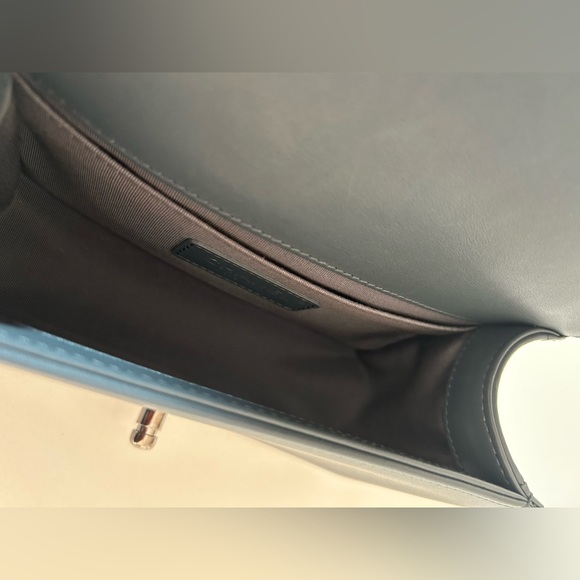 CHANEL Chevron Small Boy - Picture 9 of 14